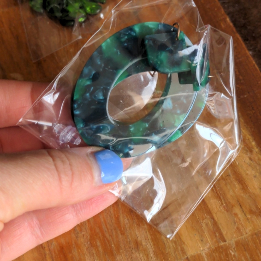 Blue & Green tortoise loop earring